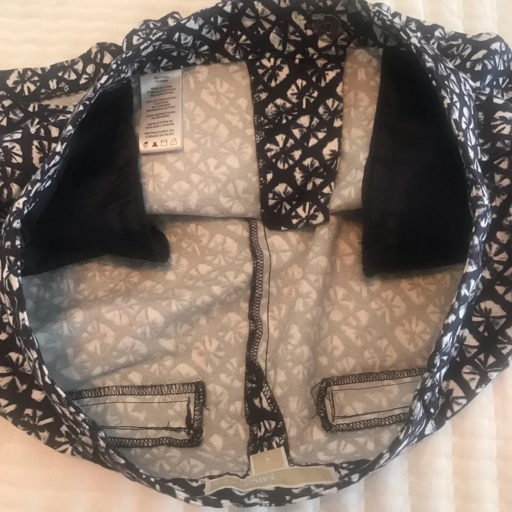 Michael Kors Navy & White Women’s Shorts